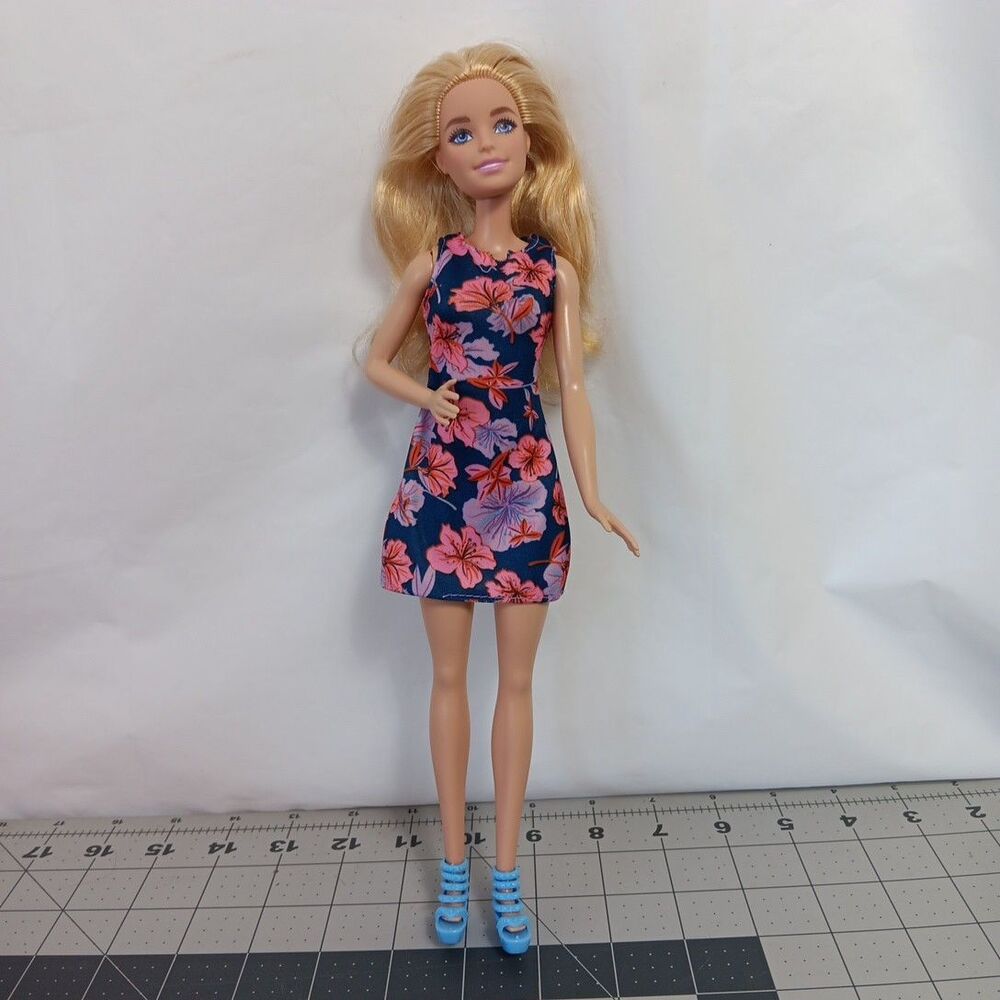 Barbie Mattel Blonde Blue Eyes Extra Outfits Shoes Boots Visor Lot Clones